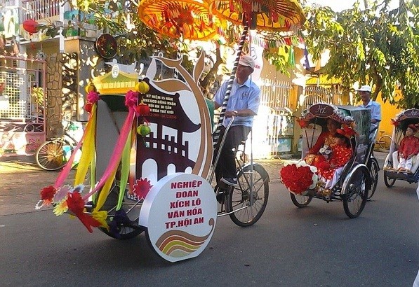 Xich lo “doi mua” mung ngay Quang Nam giai phong-Hinh-6